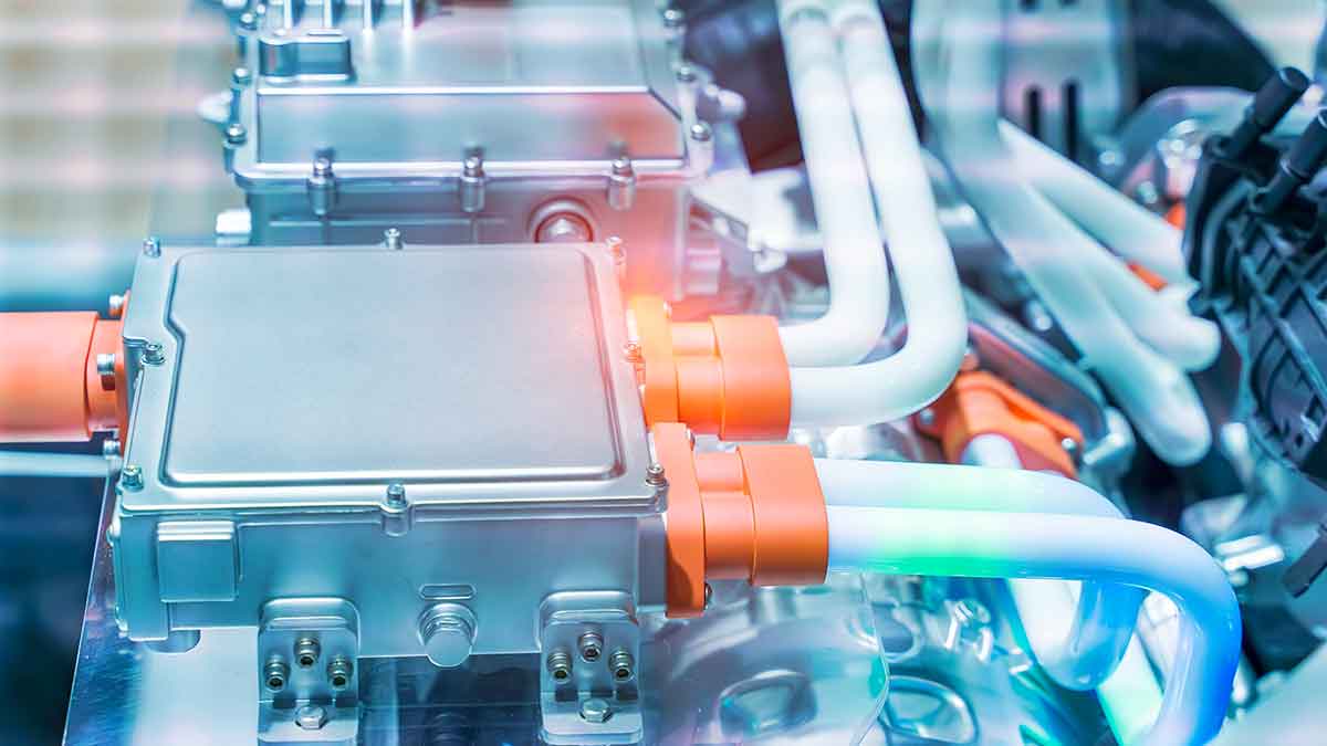 SPI isolated communication helps BMS in EVs